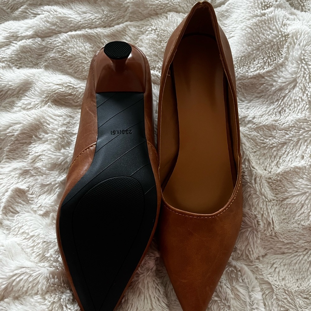 Brown Plant Leather Women's Heels Sz 6 - Picture 4 of 4
